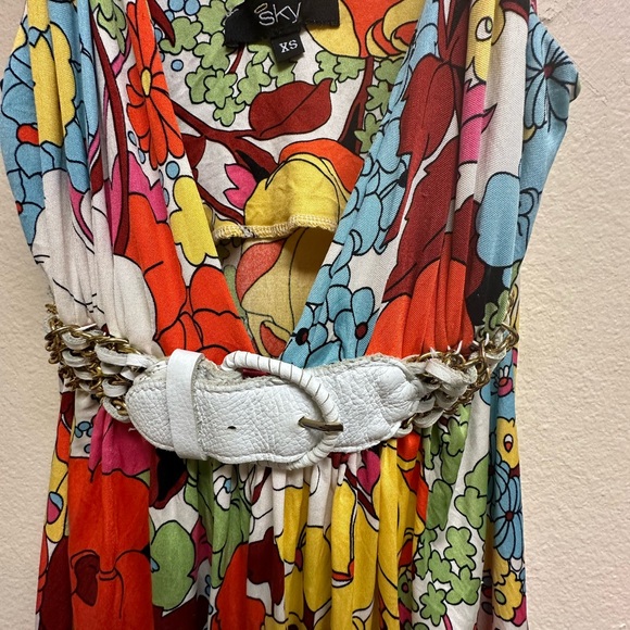 Sky Red and Yellow Vintage Silk Top with Abstract Floral Design - Picture 2 of 7